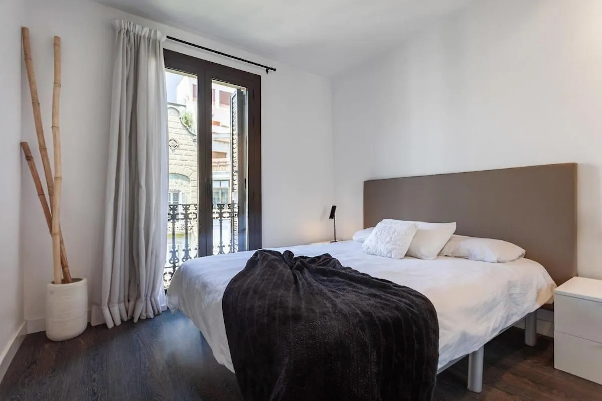 3-Bedroom Penthouse With Terrace In Eixample Barcelona Apartmán